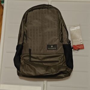 New Rare Vintage Swiss Victorinox Altmont Laptop Travel Backpack